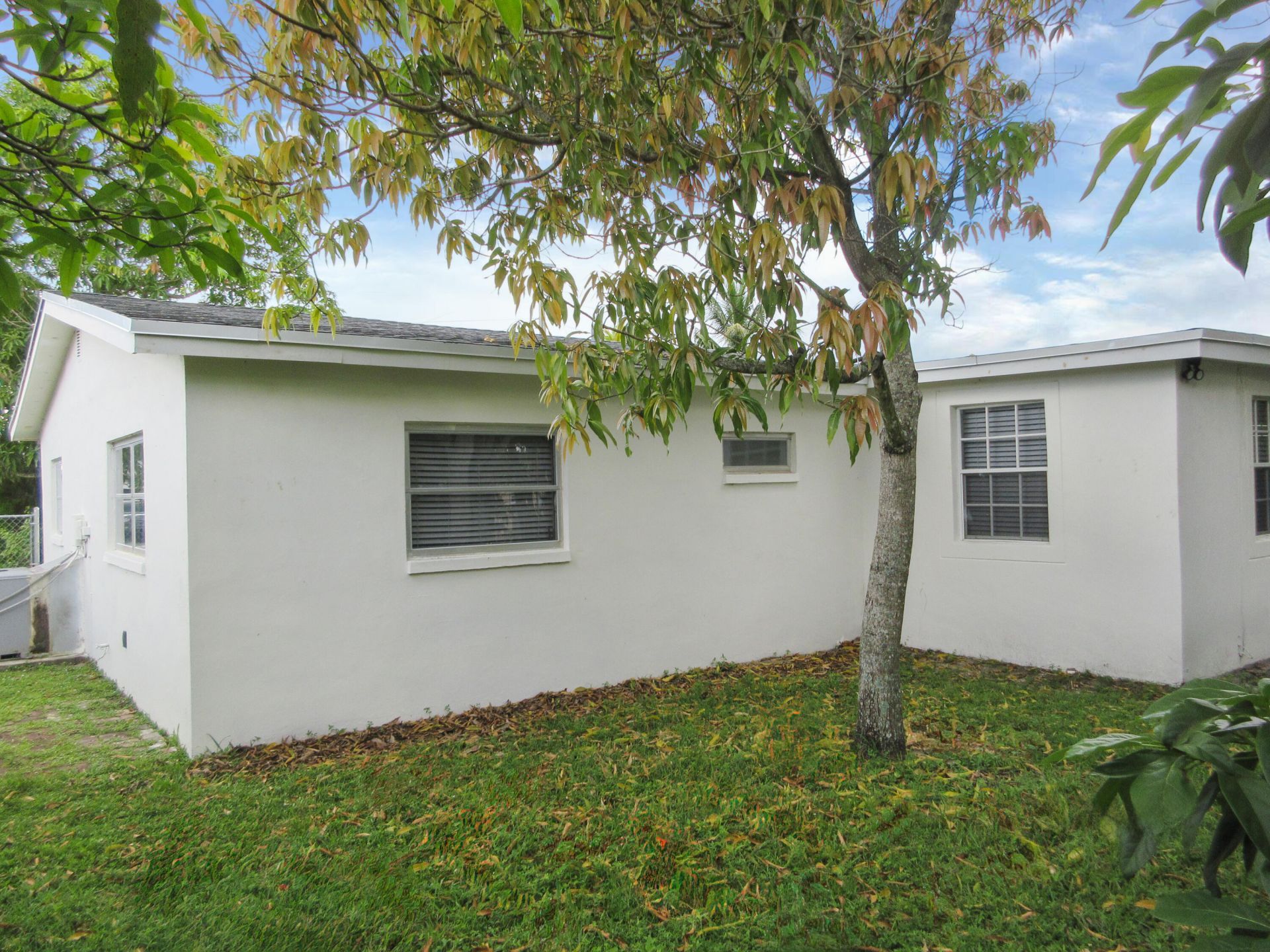 5039 NW 41st Court, Lauderdale Lakes, FL 33319 Photo