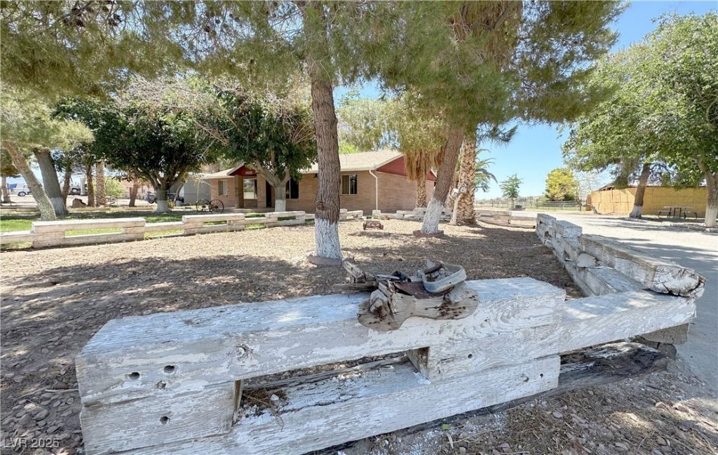 2025 Whipple Avenue, Logandale, NV 89021