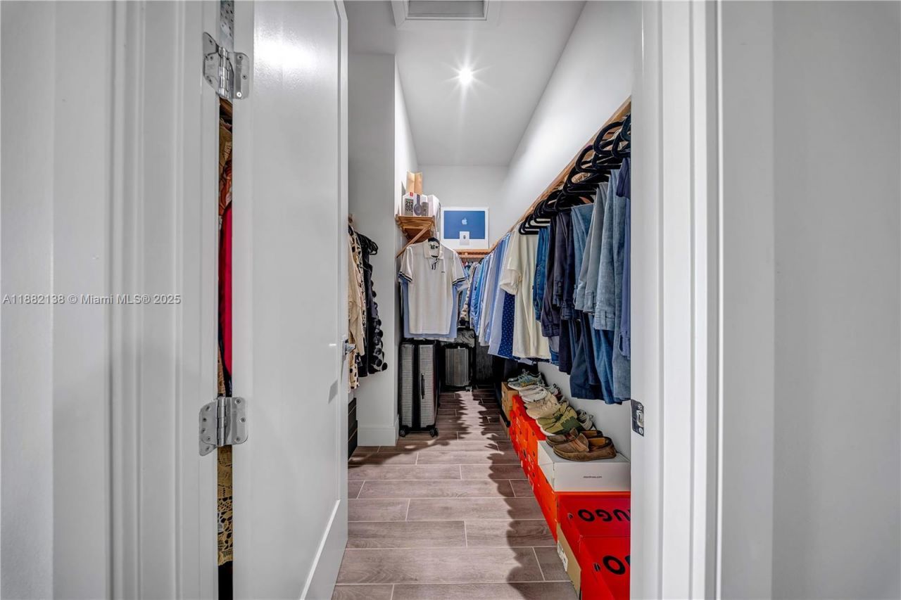 4757 NW 85th Ave, Doral, FL 33166 Photo