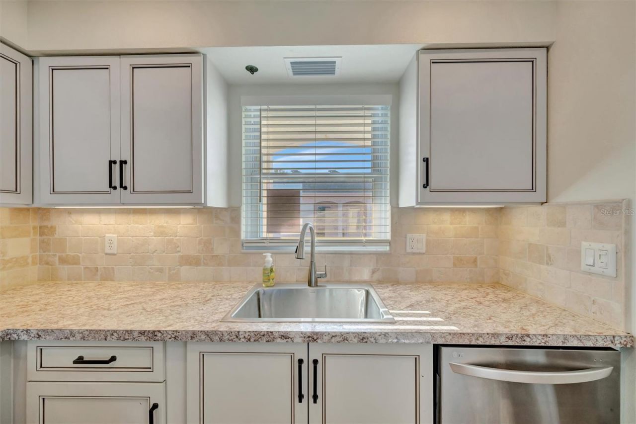 9718 Hernando Court, Bradenton, FL 34210 Photo