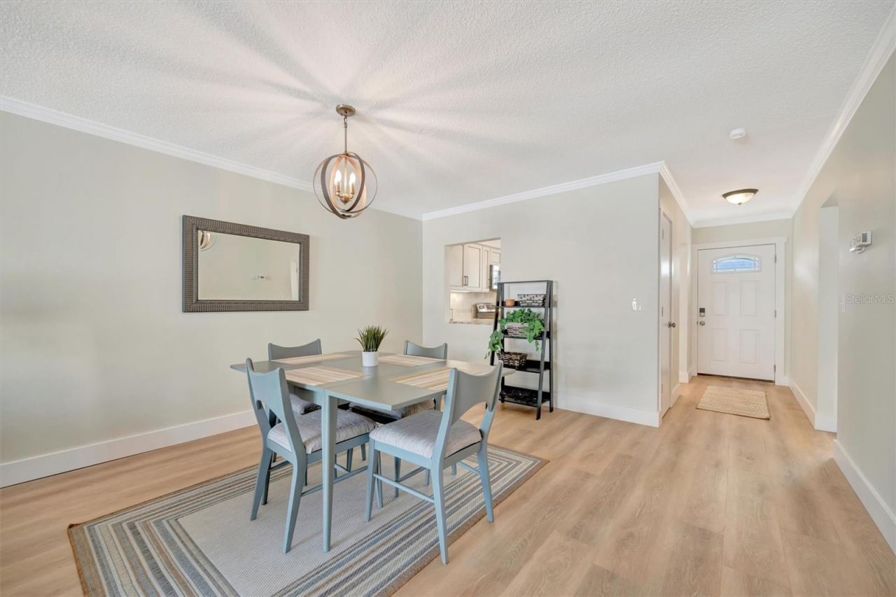 9718 Hernando Court, Bradenton, FL 34210 Photo