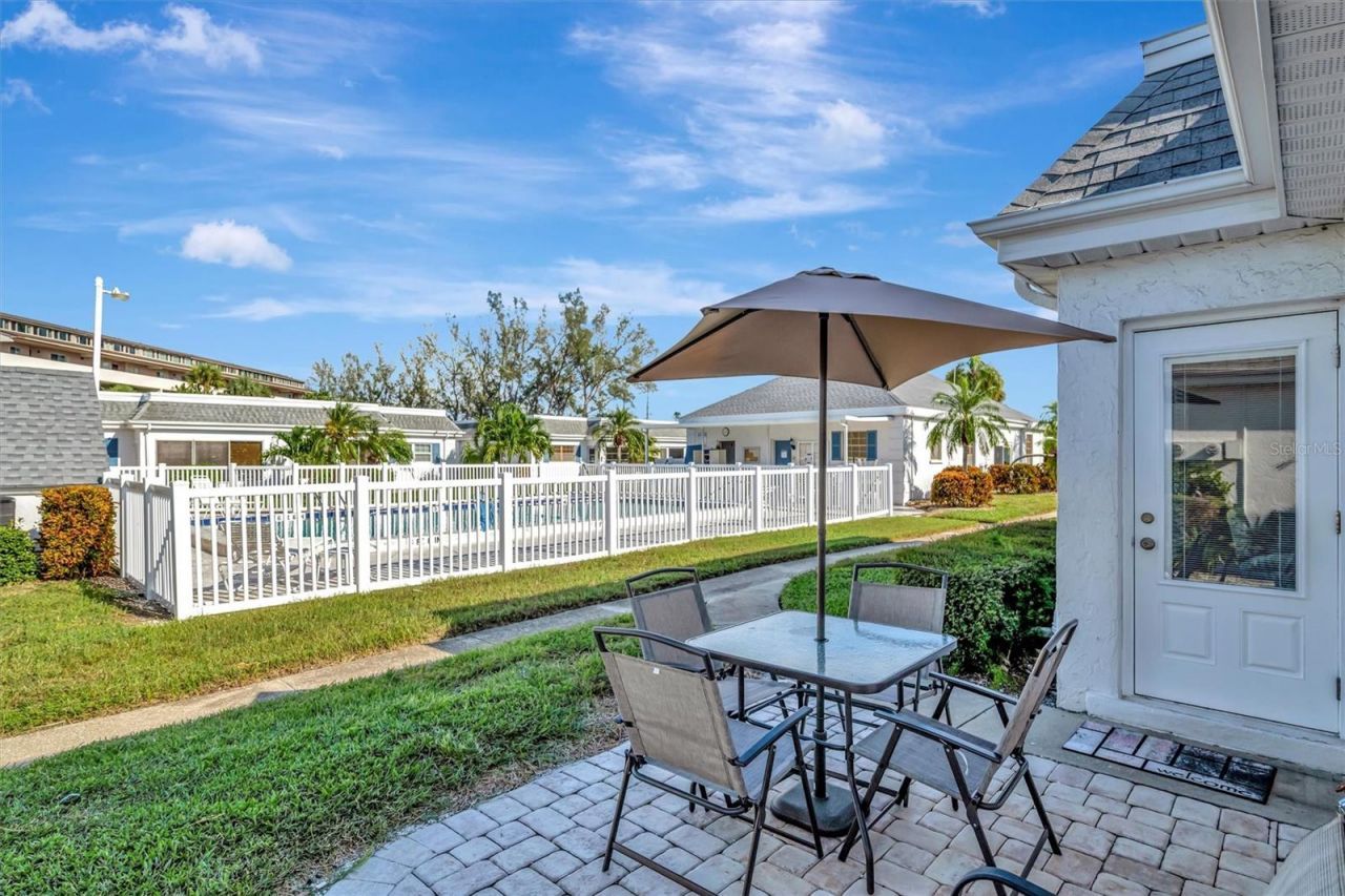 9718 Hernando Court, Bradenton, FL 34210 Photo