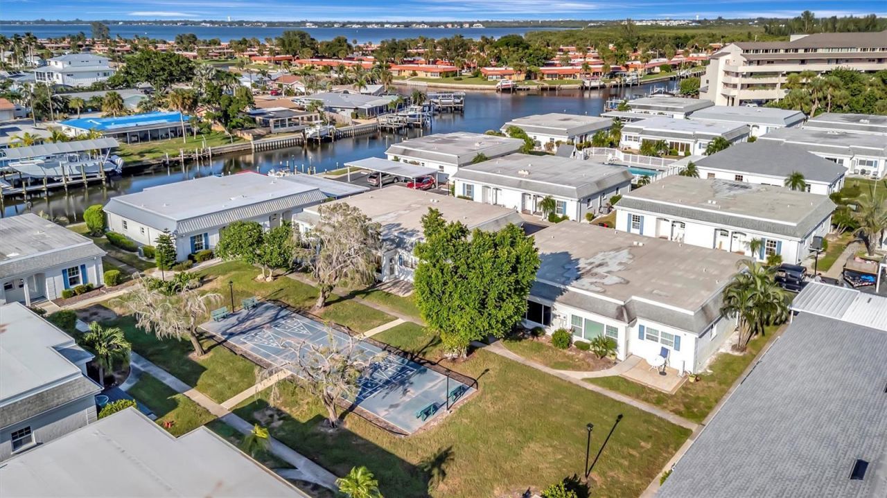 9718 Hernando Court, Bradenton, FL 34210 Photo