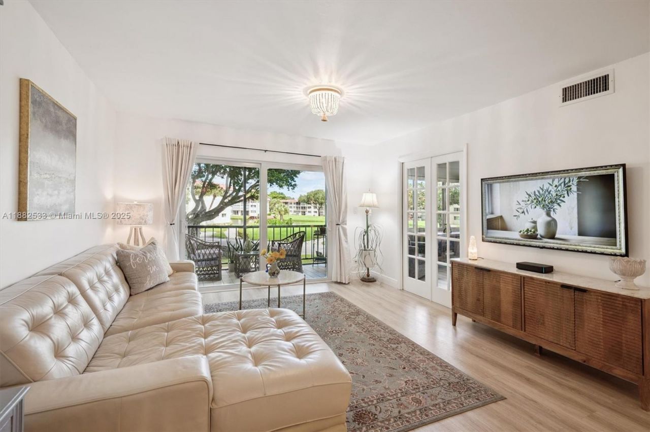 611 S Hollybrook Dr, Unit 205, Pembroke Pines, FL 33025 Photo