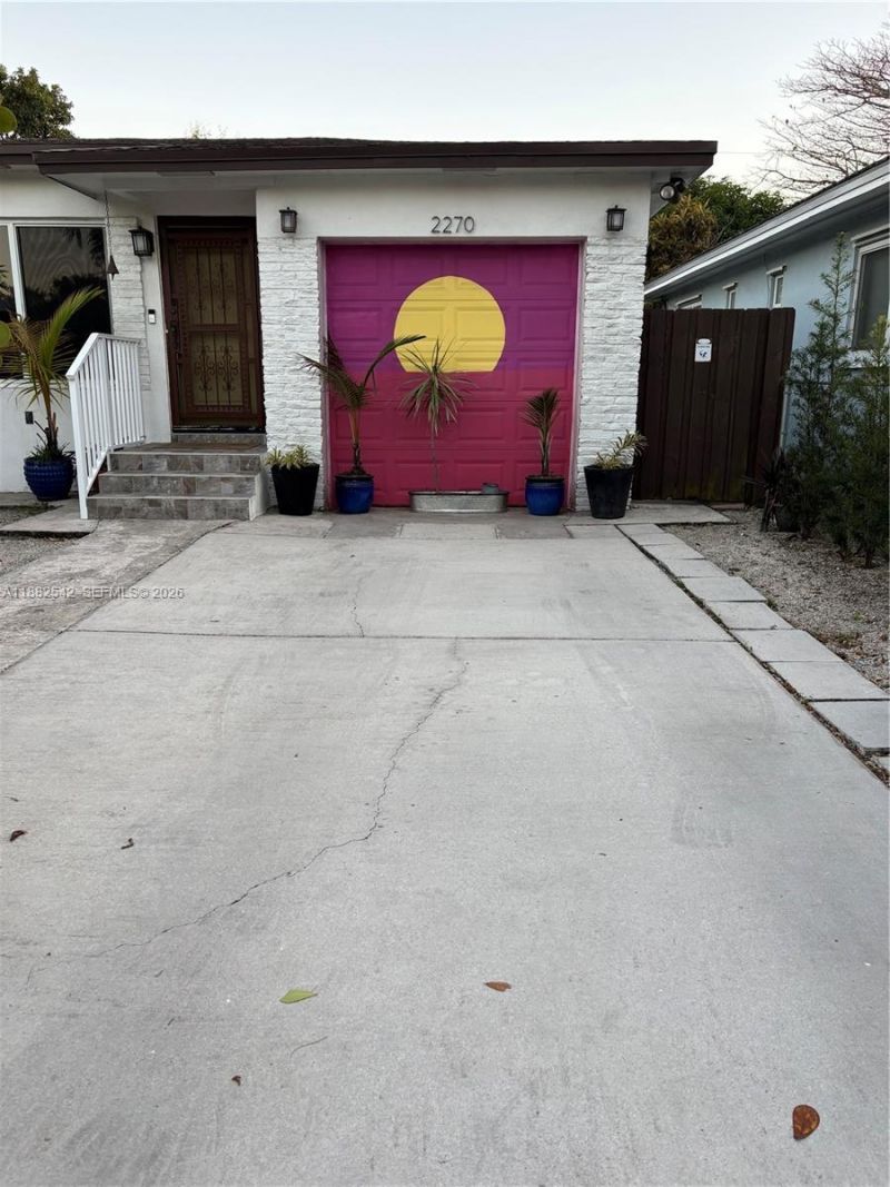 2270 SW 24th St, Miami, FL 33145 Photo
