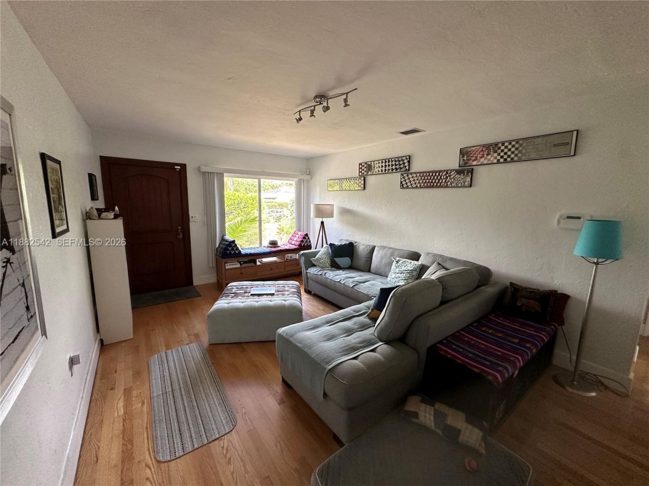 2270 SW 24th St, Miami, FL 33145 Photo