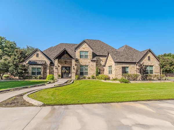 915 Timber Creek Drive, Stephenville, TX 76401