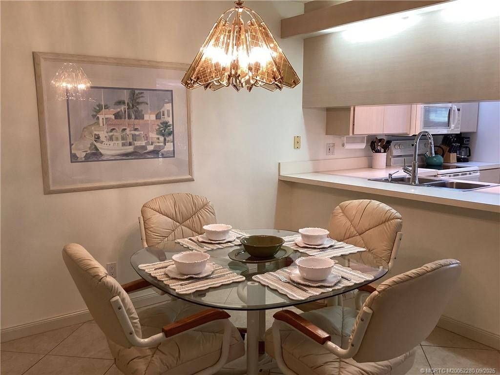 2460 Danbury Lane Sw, Palm City, FL 34990 Photo