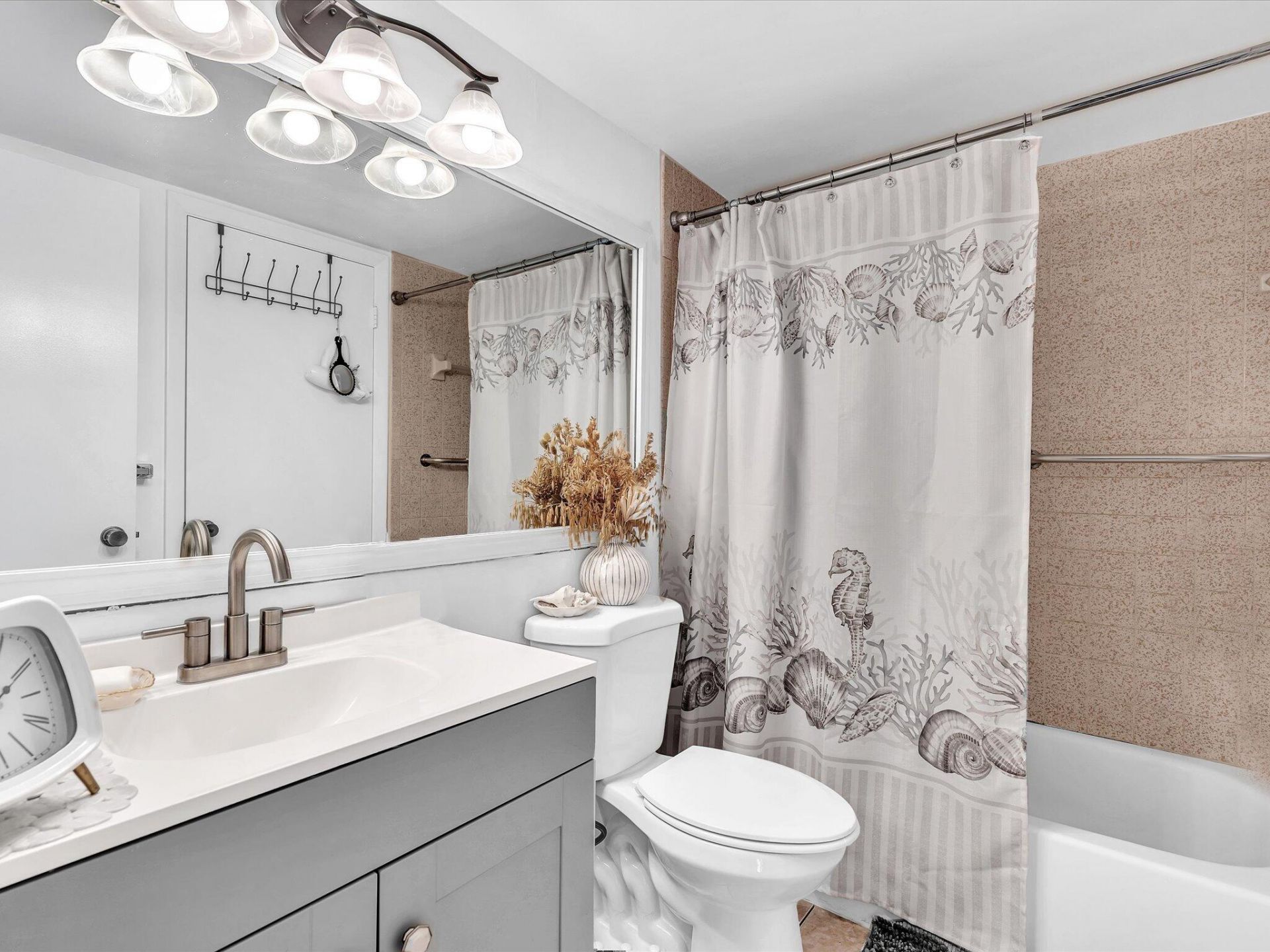342 Pine Ridge Circle, Unit D-2, Greenacres, FL 33463 Photo