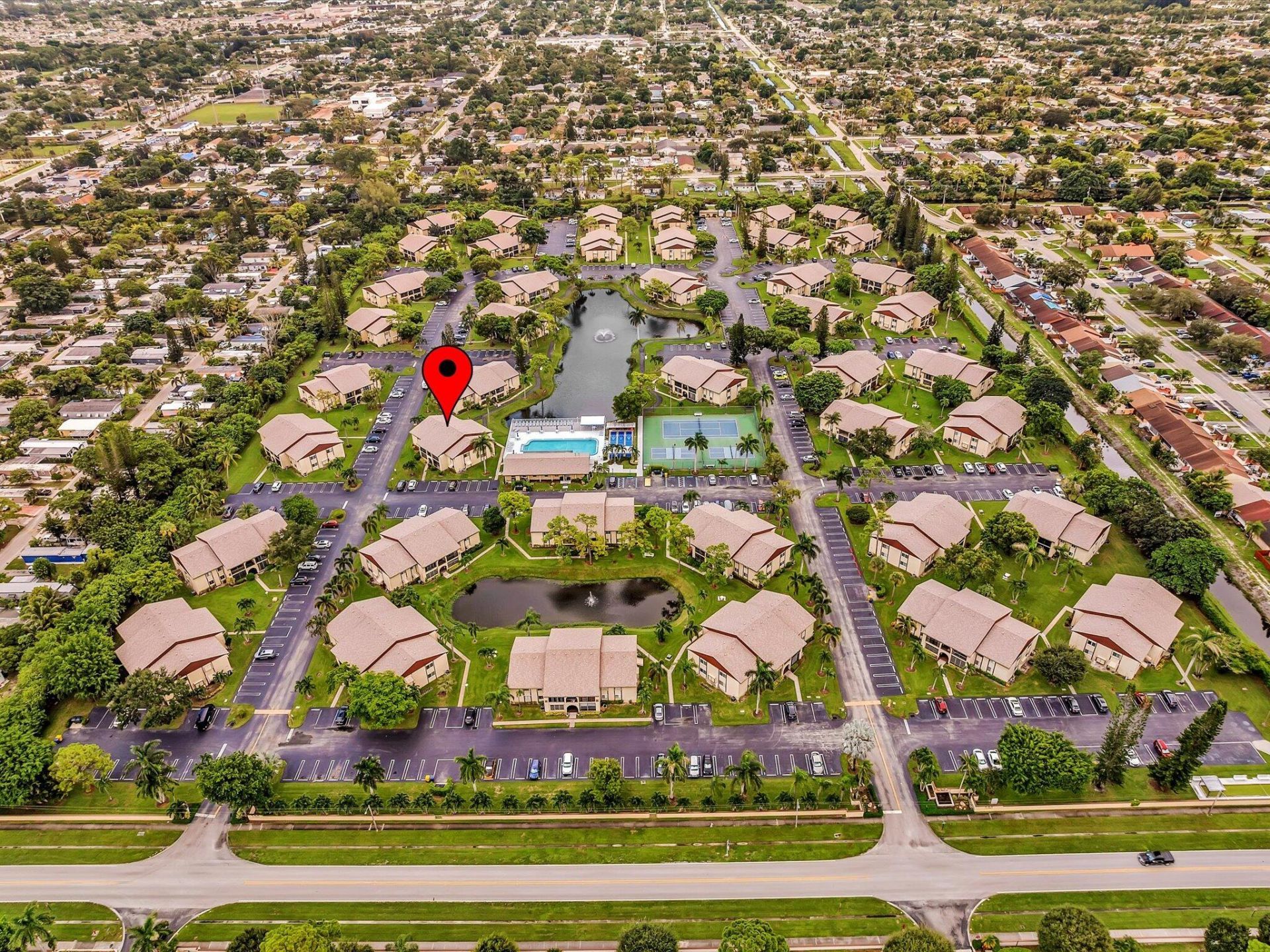 342 Pine Ridge Circle, Unit D-2, Greenacres, FL 33463 Photo