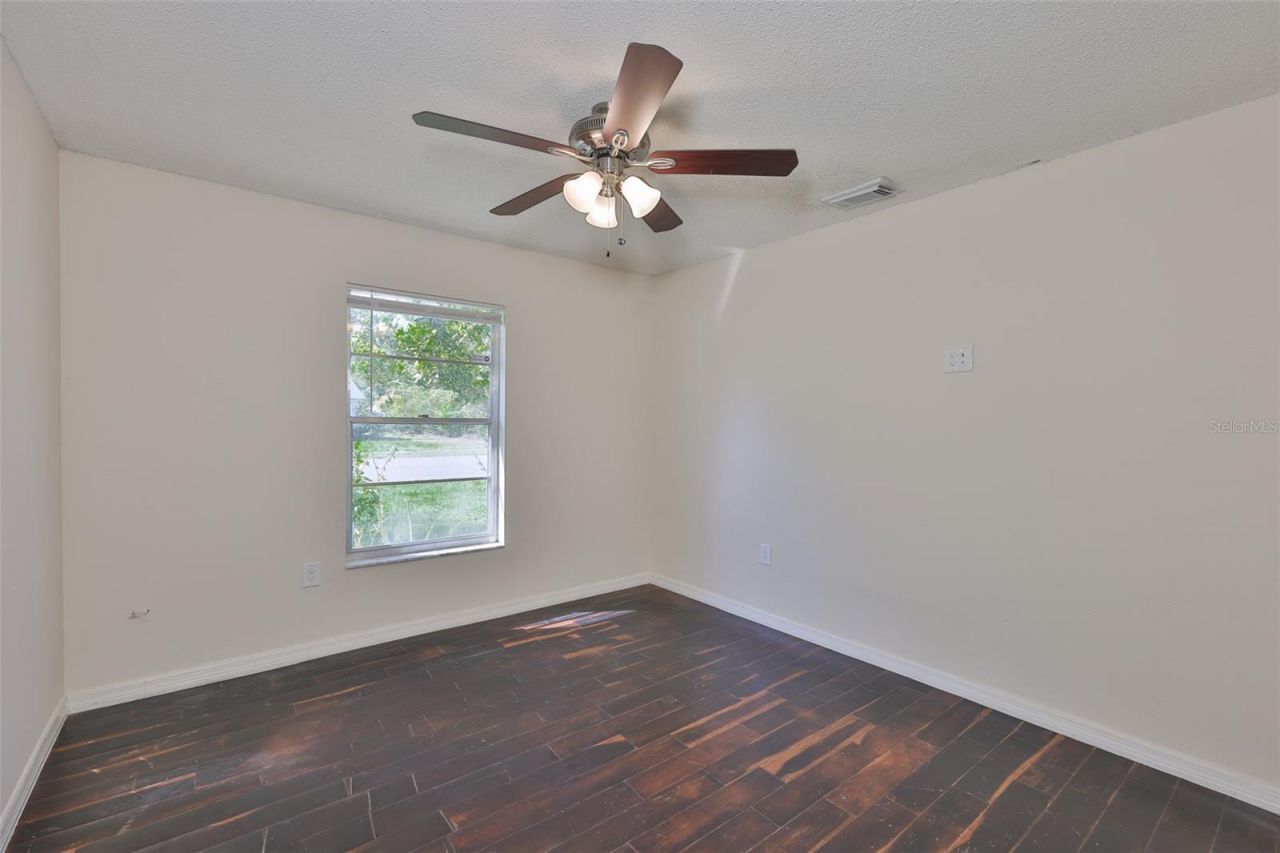 1219 70th Drive E, Sarasota, FL 34243 Photo