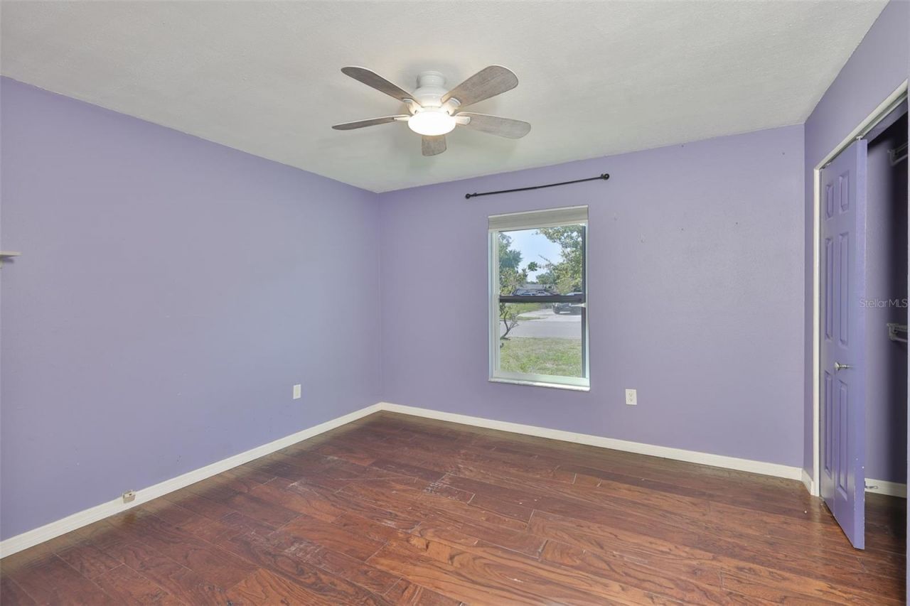 1219 70th Drive E, Sarasota, FL 34243 Photo