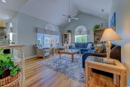 104 High Circle photo 4