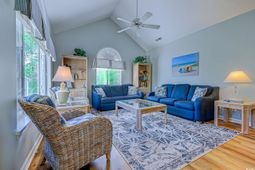 104 High Circle photo 4