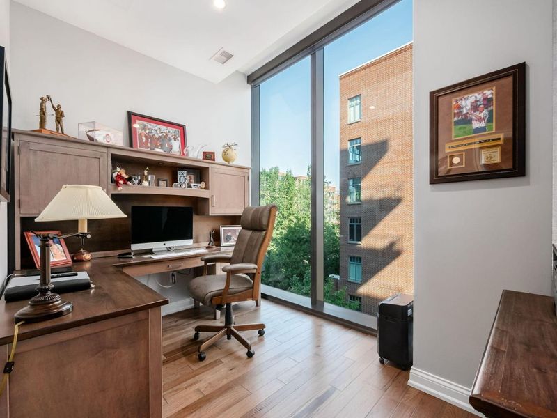 225 John H McConnell Boulevard, Unit 407, Columbus, OH 43215 Photo 12