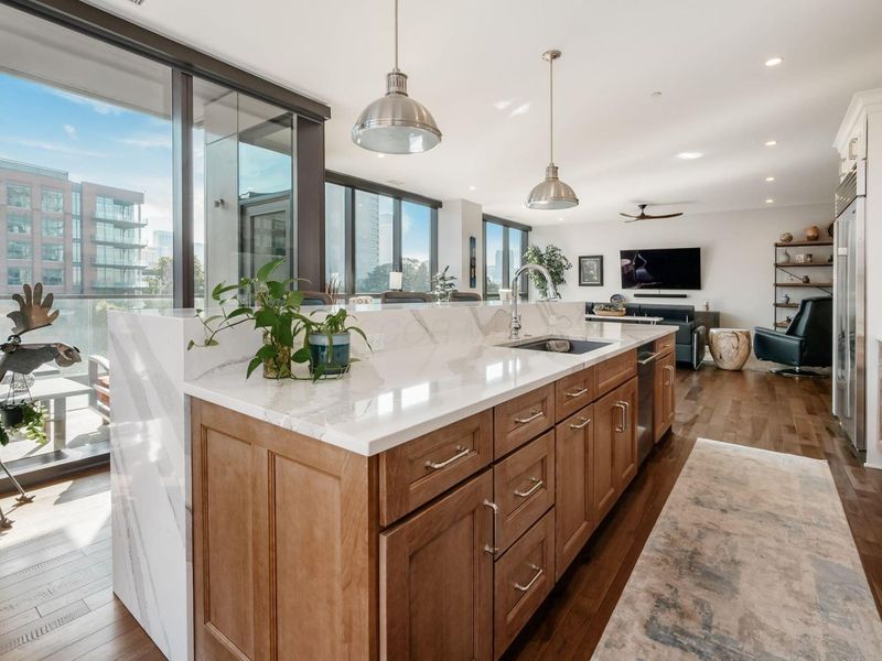 225 John H McConnell Boulevard, Unit 407, Columbus, OH 43215 Photo 6