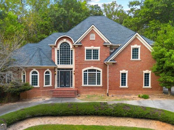 1670 Riverside Road, Roswell, GA 30076