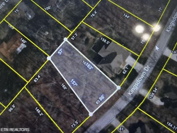 290 Kings Down Drive , Crossville, TN 38558