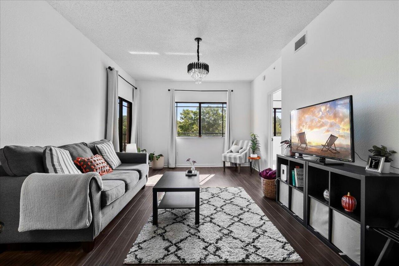 2808 Amalei Drive, Unit 202, Palm Beach Gardens, FL 33410 Photo