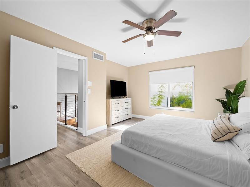 1524 SE 12th Street, Unit 5, Fort Lauderdale, FL 33316 Photo