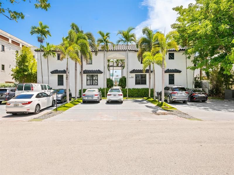 1524 SE 12th Street, Unit 5, Fort Lauderdale, FL 33316 Photo