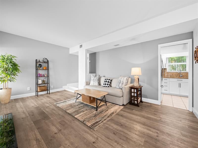 1524 SE 12th Street, Unit 5, Fort Lauderdale, FL 33316 Photo