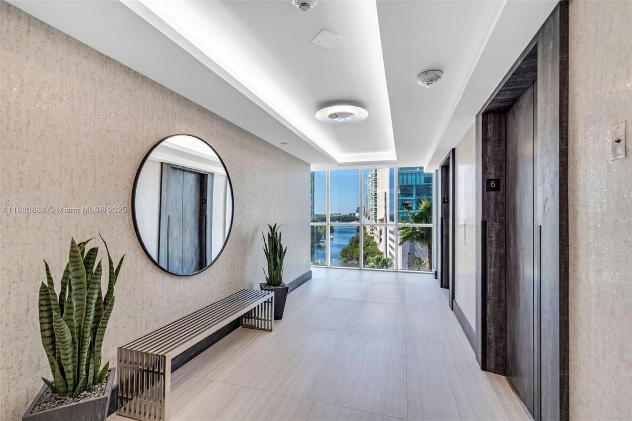 16485 Collins Ave, Unit PH35C, Sunny Isles Beach, FL 33160 Photo