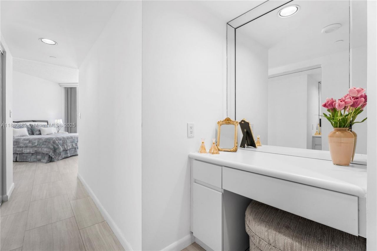 16485 Collins Ave, Unit PH35C, Sunny Isles Beach, FL 33160 Photo