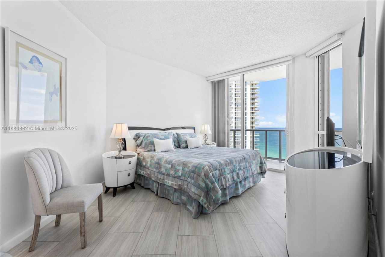 16485 Collins Ave, Unit PH35C, Sunny Isles Beach, FL 33160 Photo