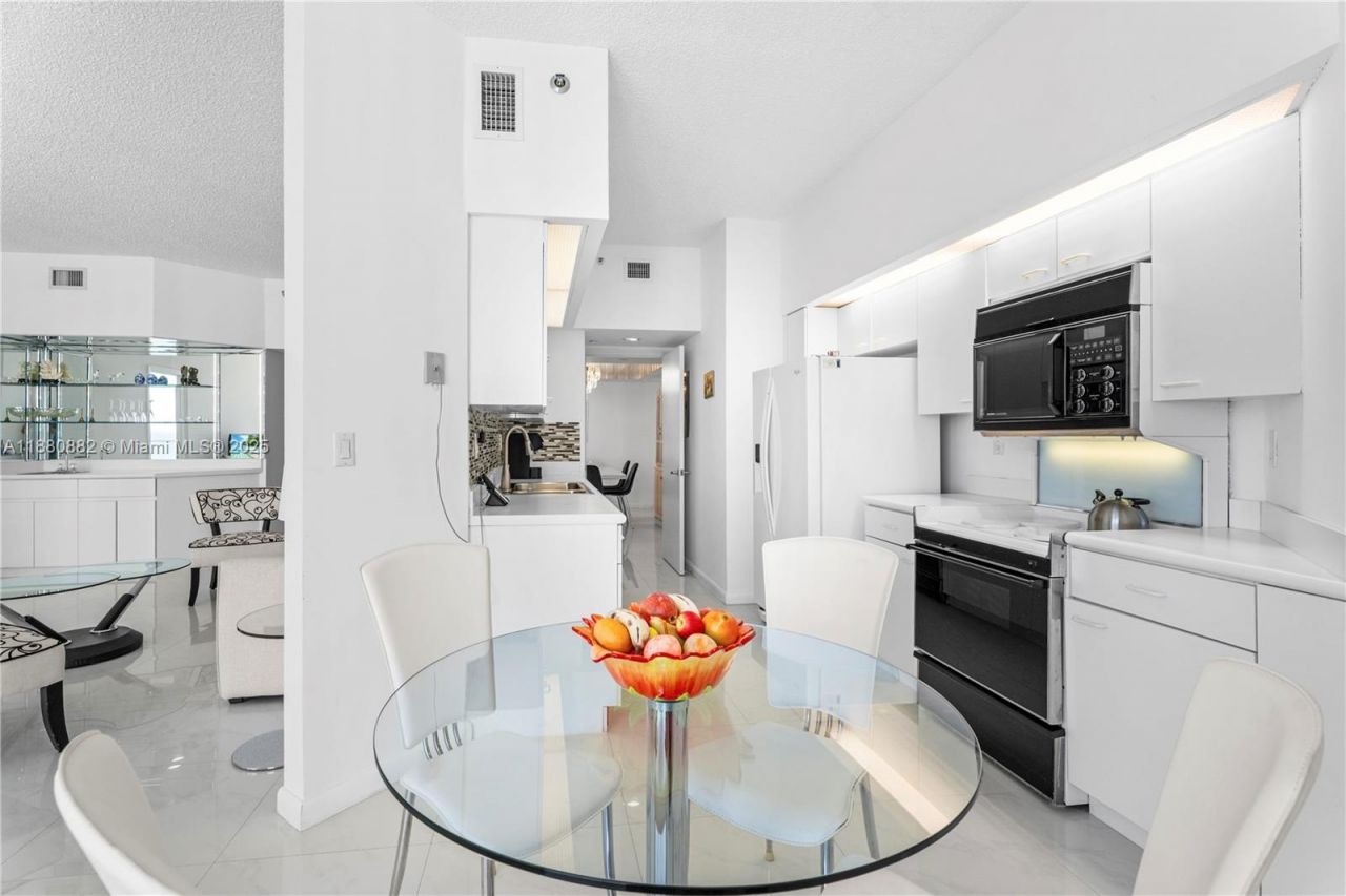 16485 Collins Ave, Unit PH35C, Sunny Isles Beach, FL 33160 Photo