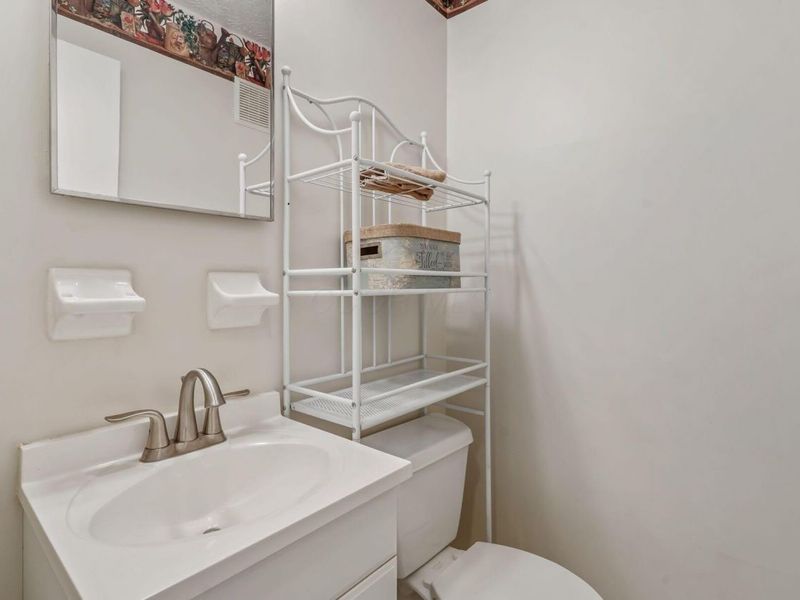 590 Willis Lane, Delaware, OH 43015 Photo 14