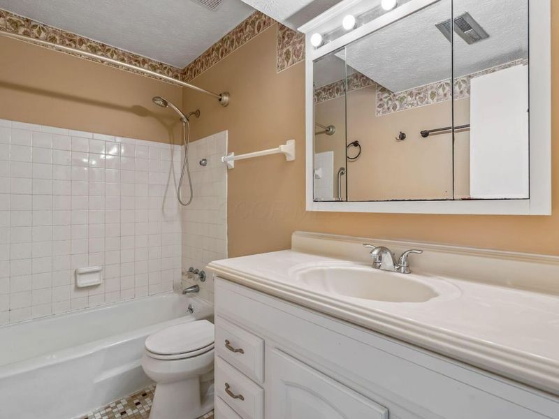 590 Willis Lane, Delaware, OH 43015 Photo 15