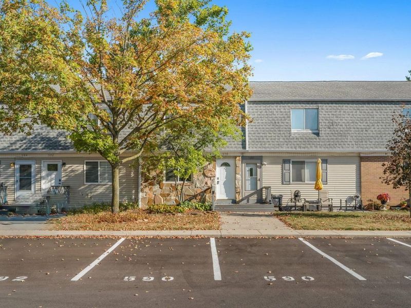 590 Willis Lane, Delaware, OH 43015 Photo 3