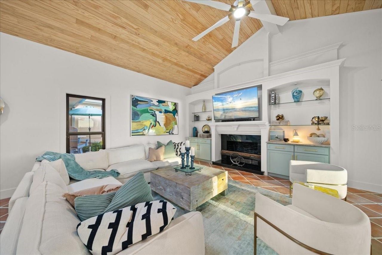 718 Golden Beach Boulevard, Unit 1, Venice, FL 34285 Photo