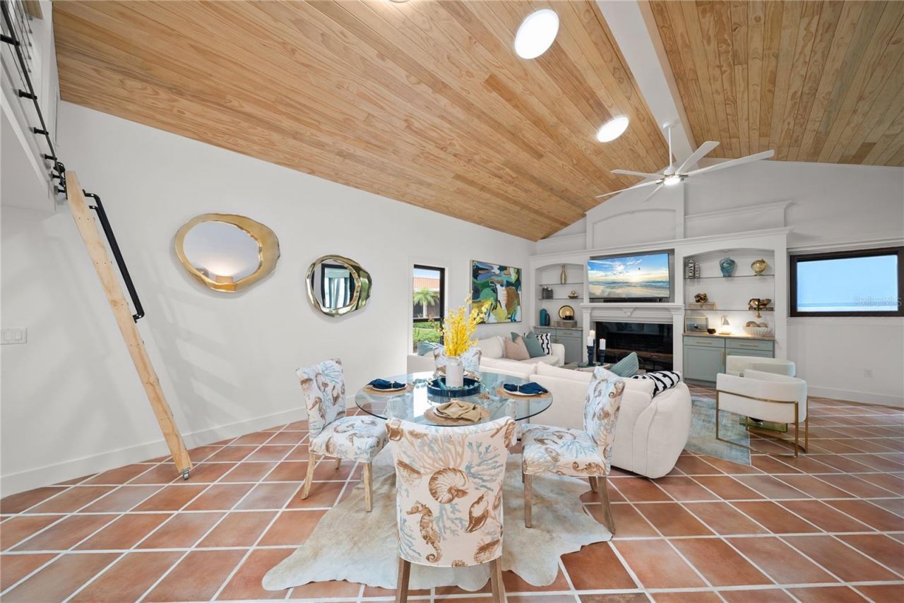 718 Golden Beach Boulevard, Unit 1, Venice, FL 34285 Photo