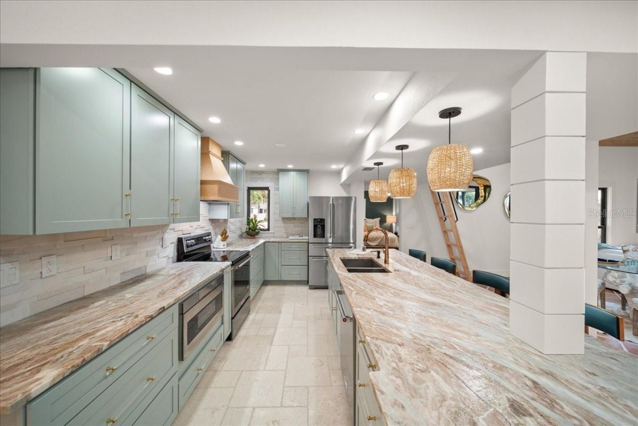 718 Golden Beach Boulevard, Unit 1, Venice, FL 34285 Photo