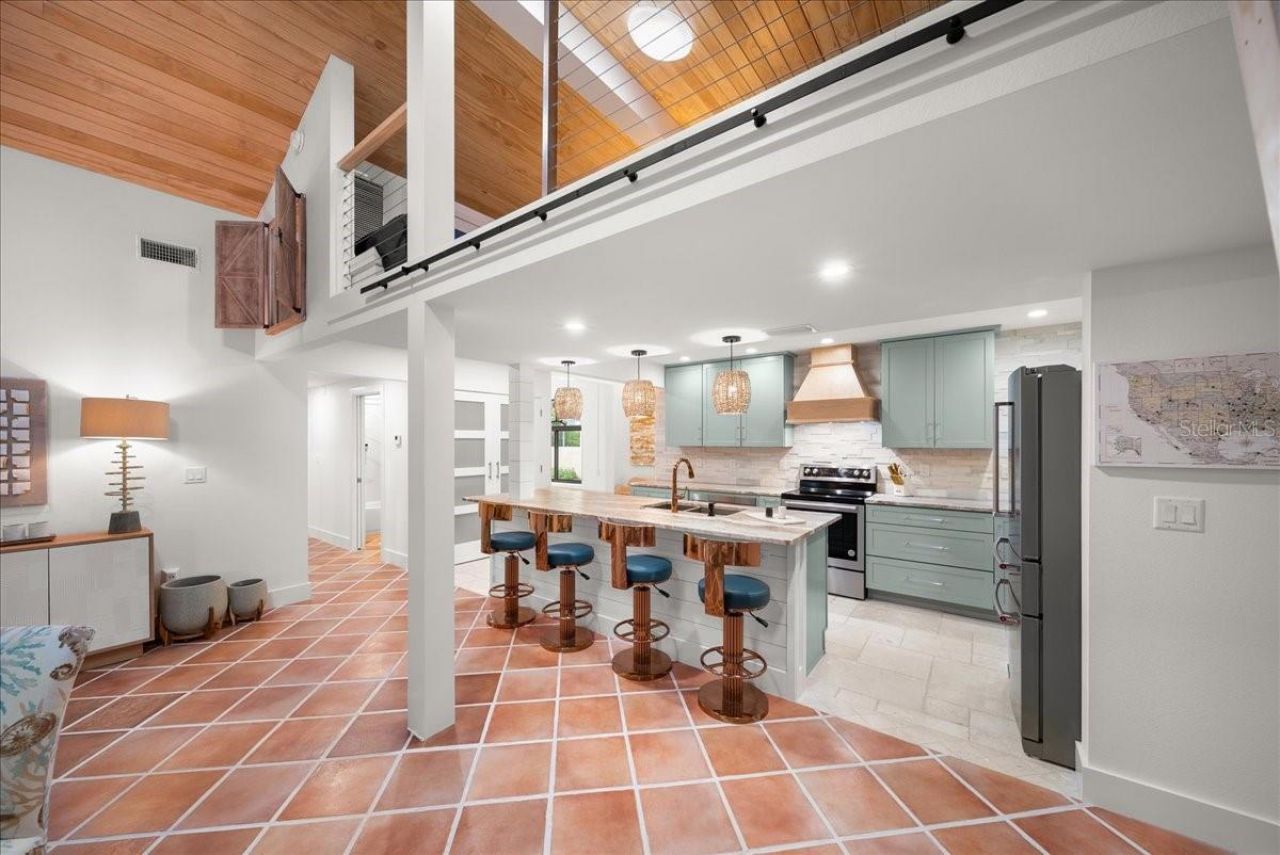 718 Golden Beach Boulevard, Unit 1, Venice, FL 34285 Photo