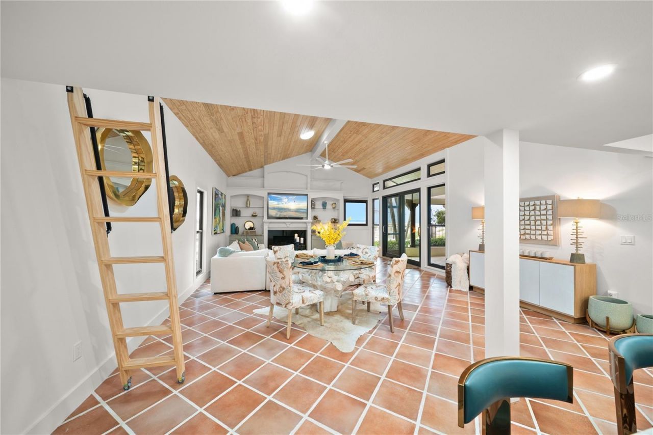 718 Golden Beach Boulevard, Unit 1, Venice, FL 34285 Photo