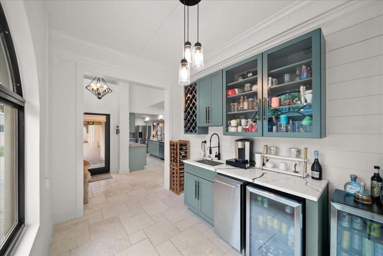 718 Golden Beach Boulevard, Unit 1, Venice, FL 34285 Photo