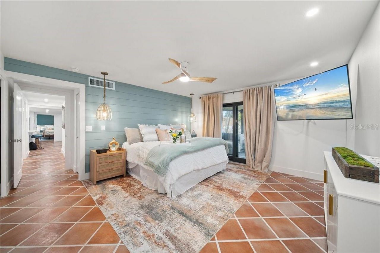 718 Golden Beach Boulevard, Unit 1, Venice, FL 34285 Photo