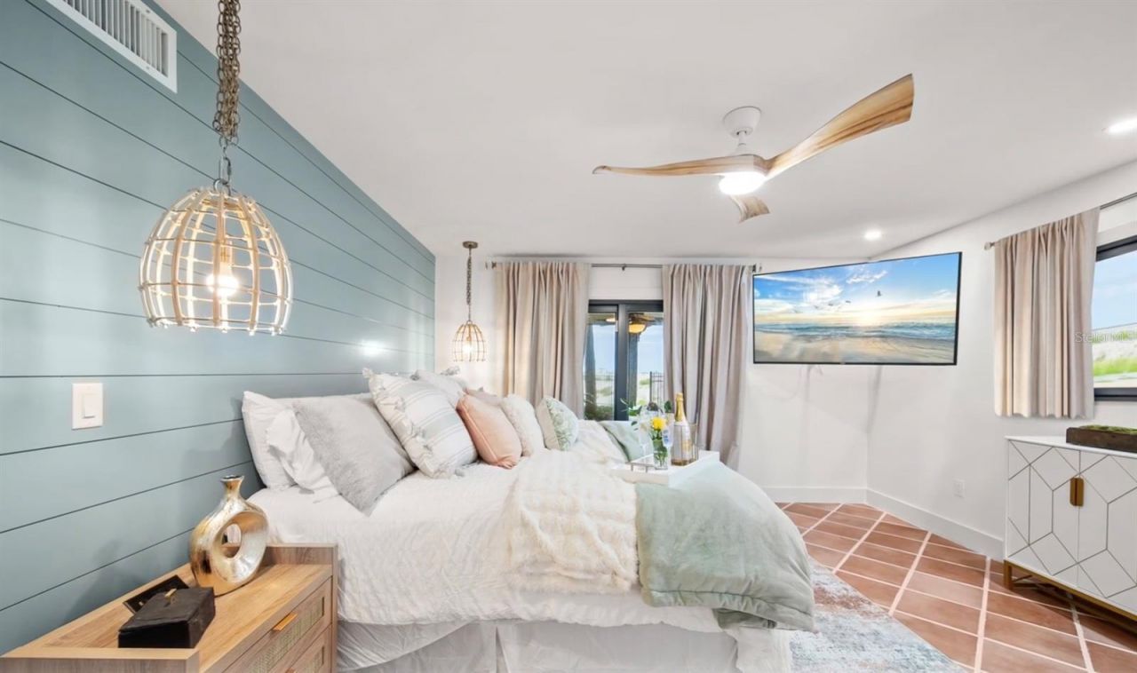 718 Golden Beach Boulevard, Unit 1, Venice, FL 34285 Photo