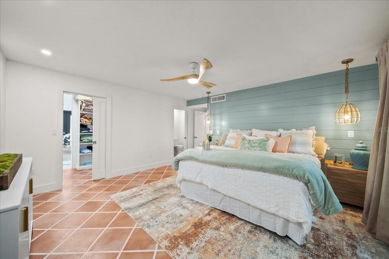 718 Golden Beach Boulevard, Unit 1, Venice, FL 34285 Photo