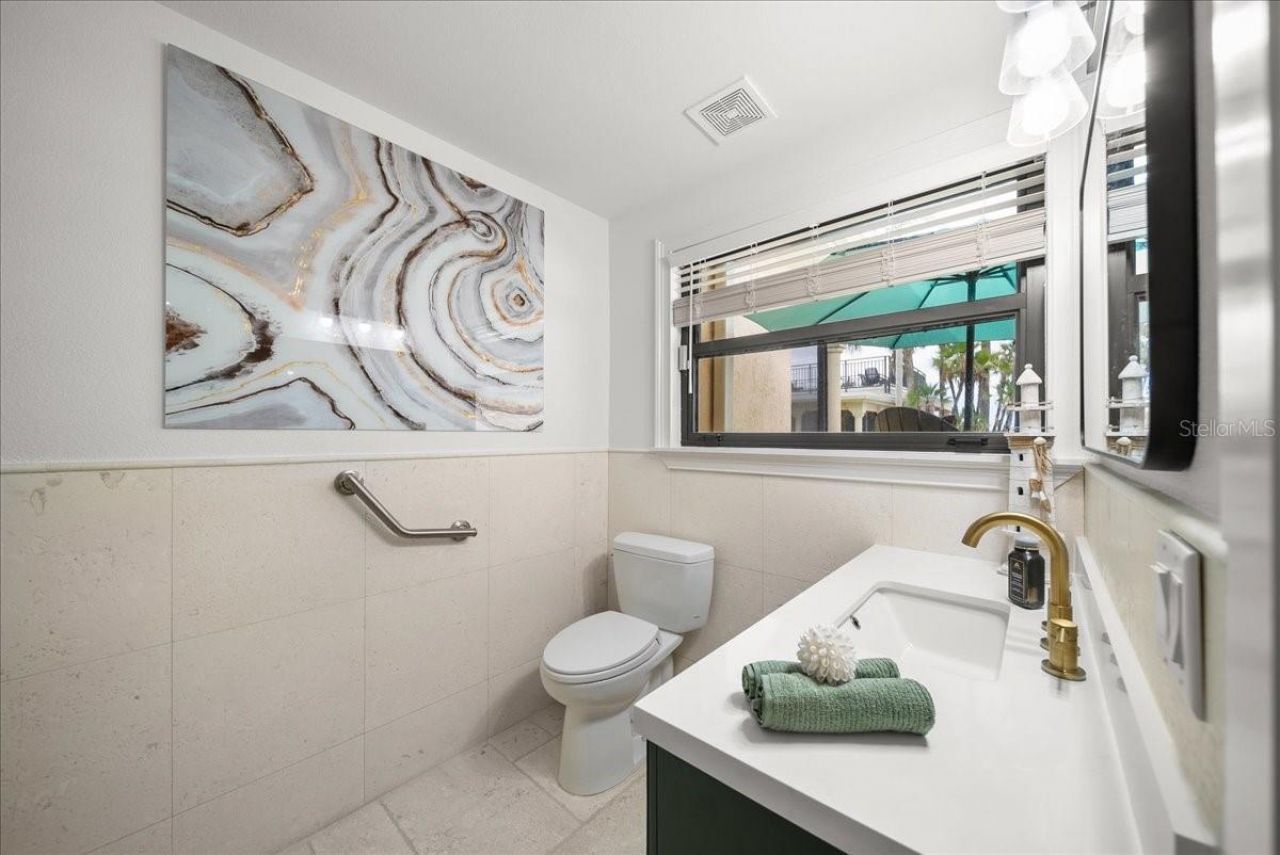 718 Golden Beach Boulevard, Unit 1, Venice, FL 34285 Photo