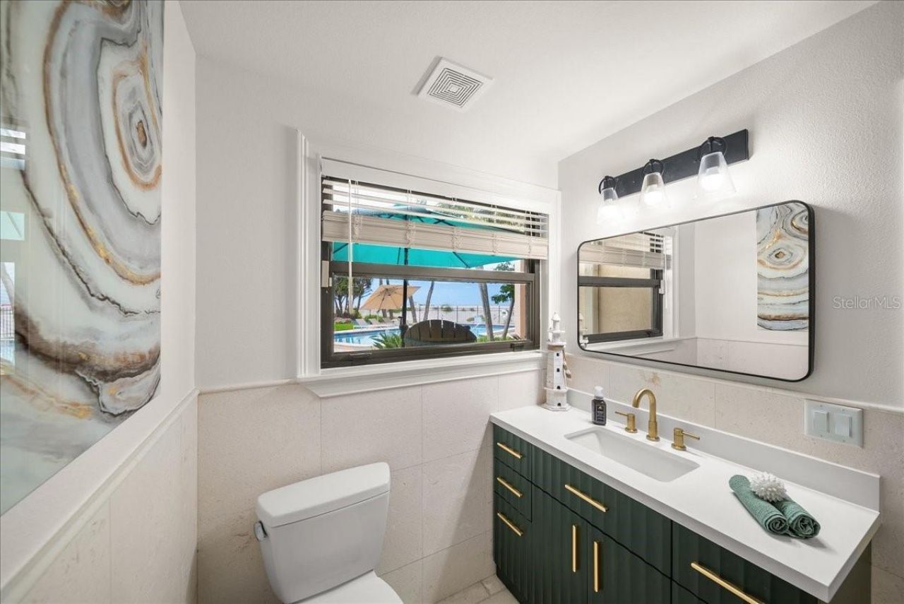 718 Golden Beach Boulevard, Unit 1, Venice, FL 34285 Photo