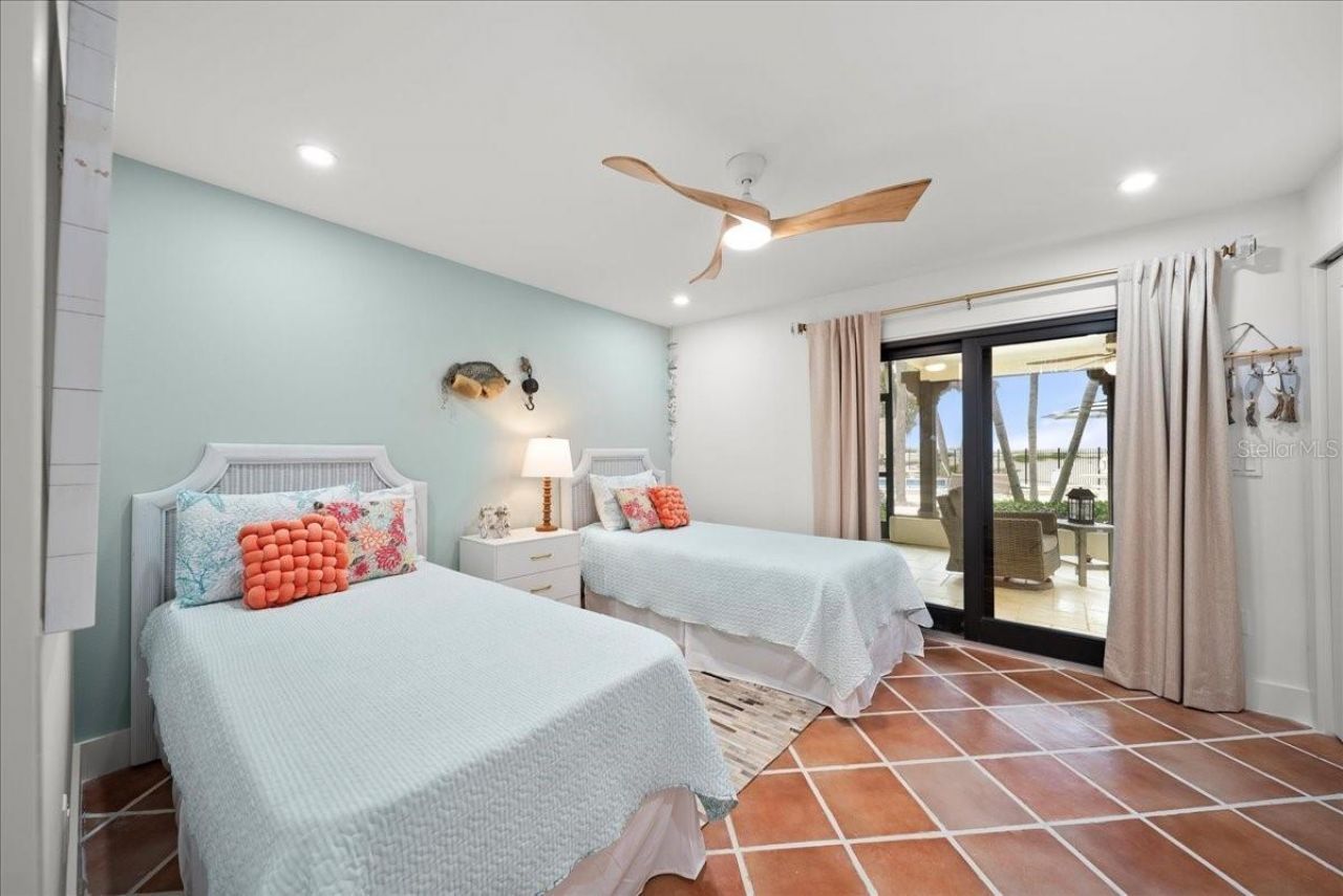 718 Golden Beach Boulevard, Unit 1, Venice, FL 34285 Photo