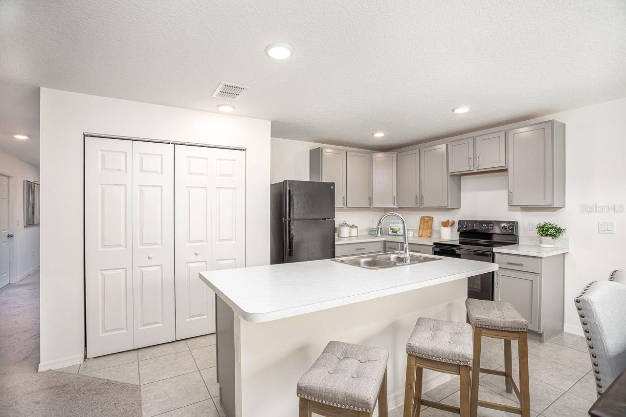 Tbd Manthey Avenue, North Port, FL 34291 Photo
