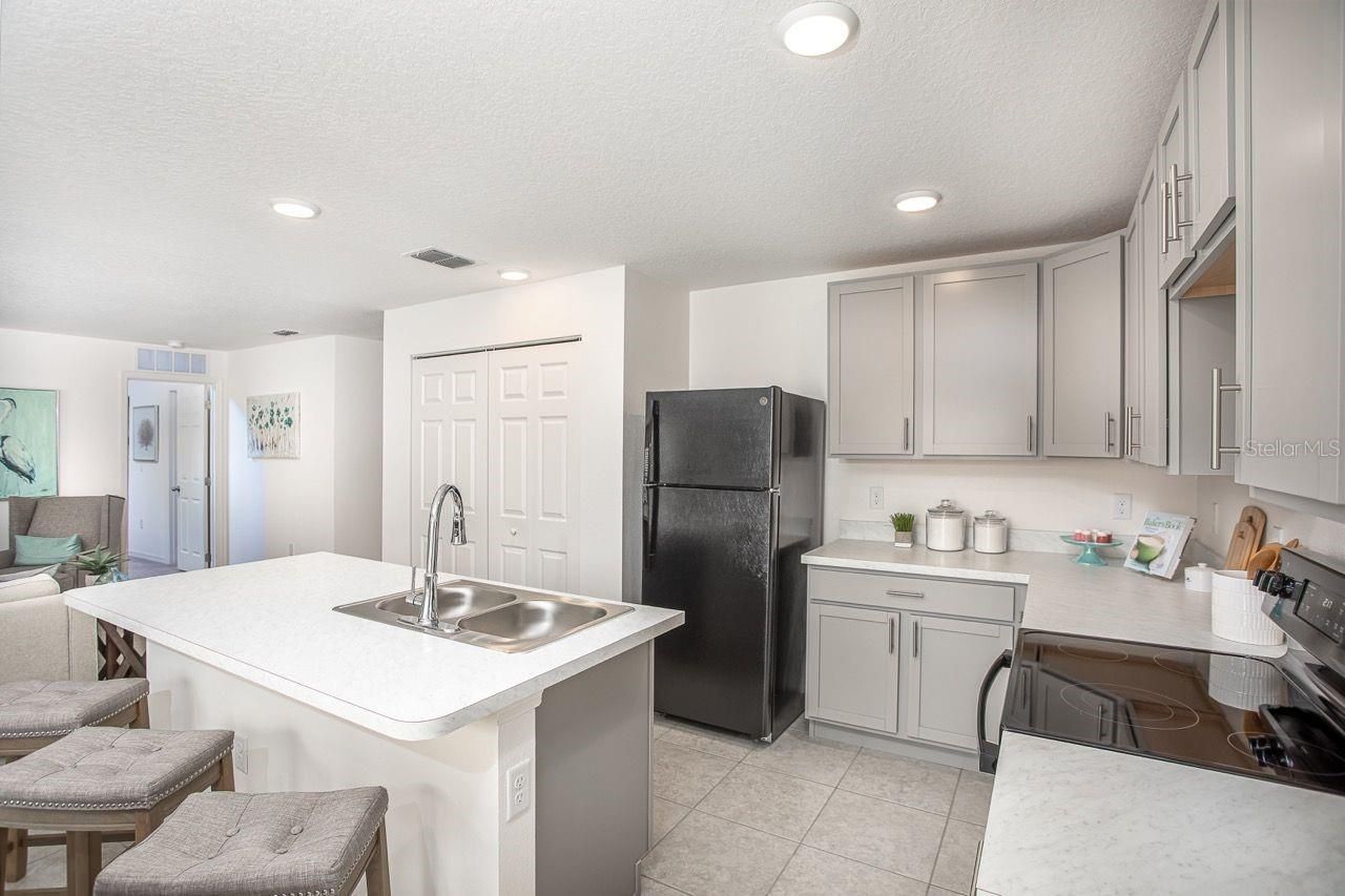 Tbd Manthey Avenue, North Port, FL 34291 Photo