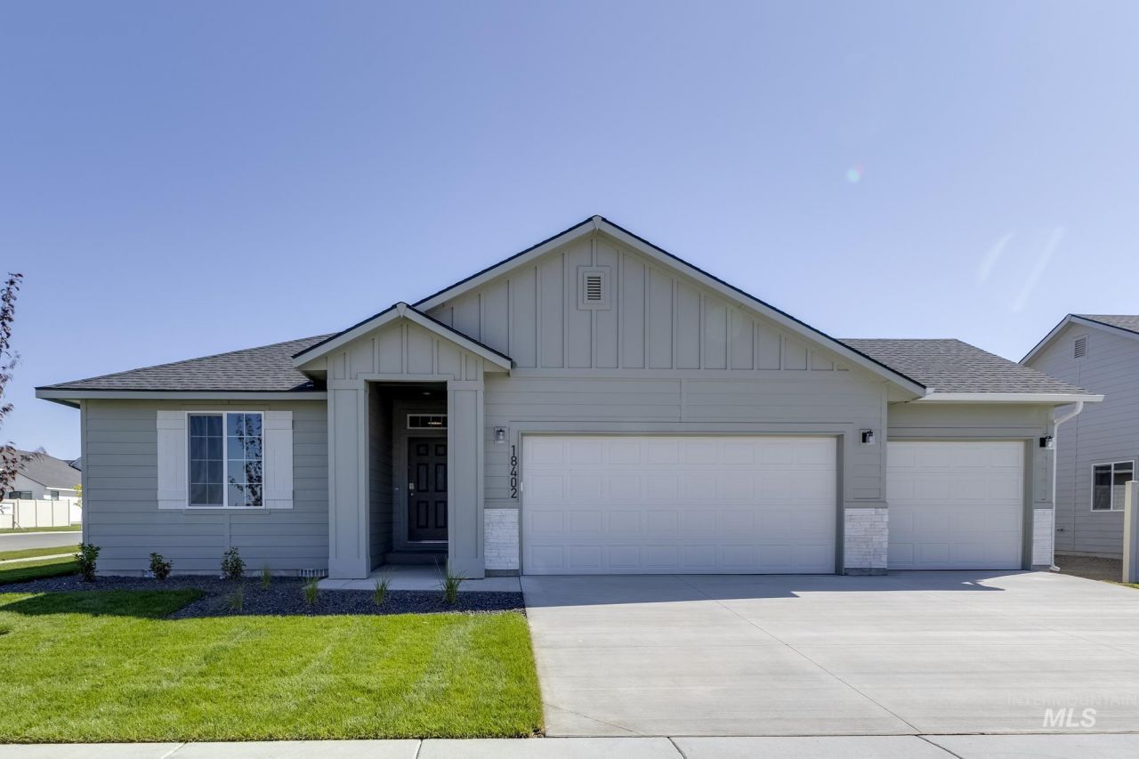 18402 N Trumpet Lily Ave, Nampa, ID 83687 Main Photo