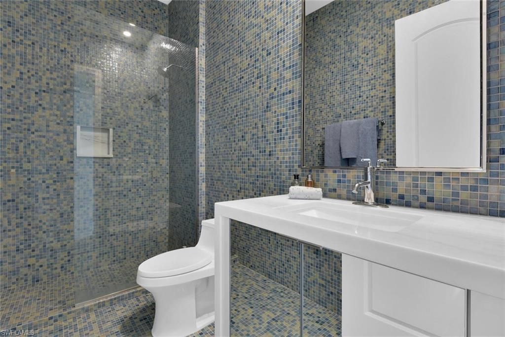 684 10th Ave S, Unit D1, Naples, FL 34102 Photo