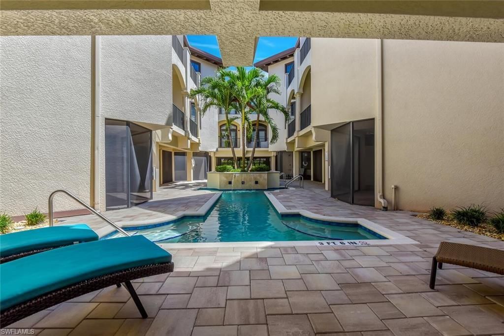 684 10th Ave S, Unit D1, Naples, FL 34102 Photo